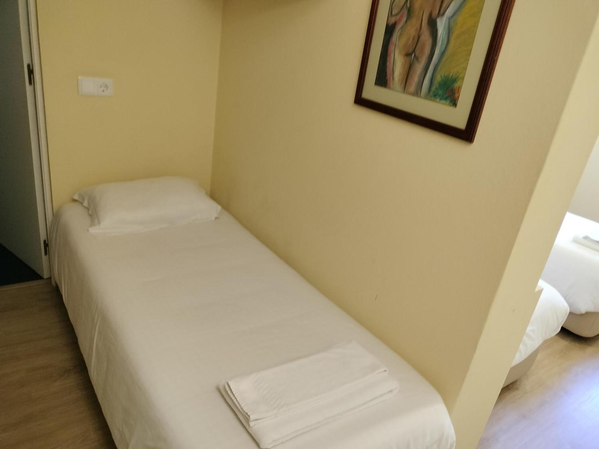 Metro Vilar Suites & Villas Vilar do Pinheiro الغرفة الصورة