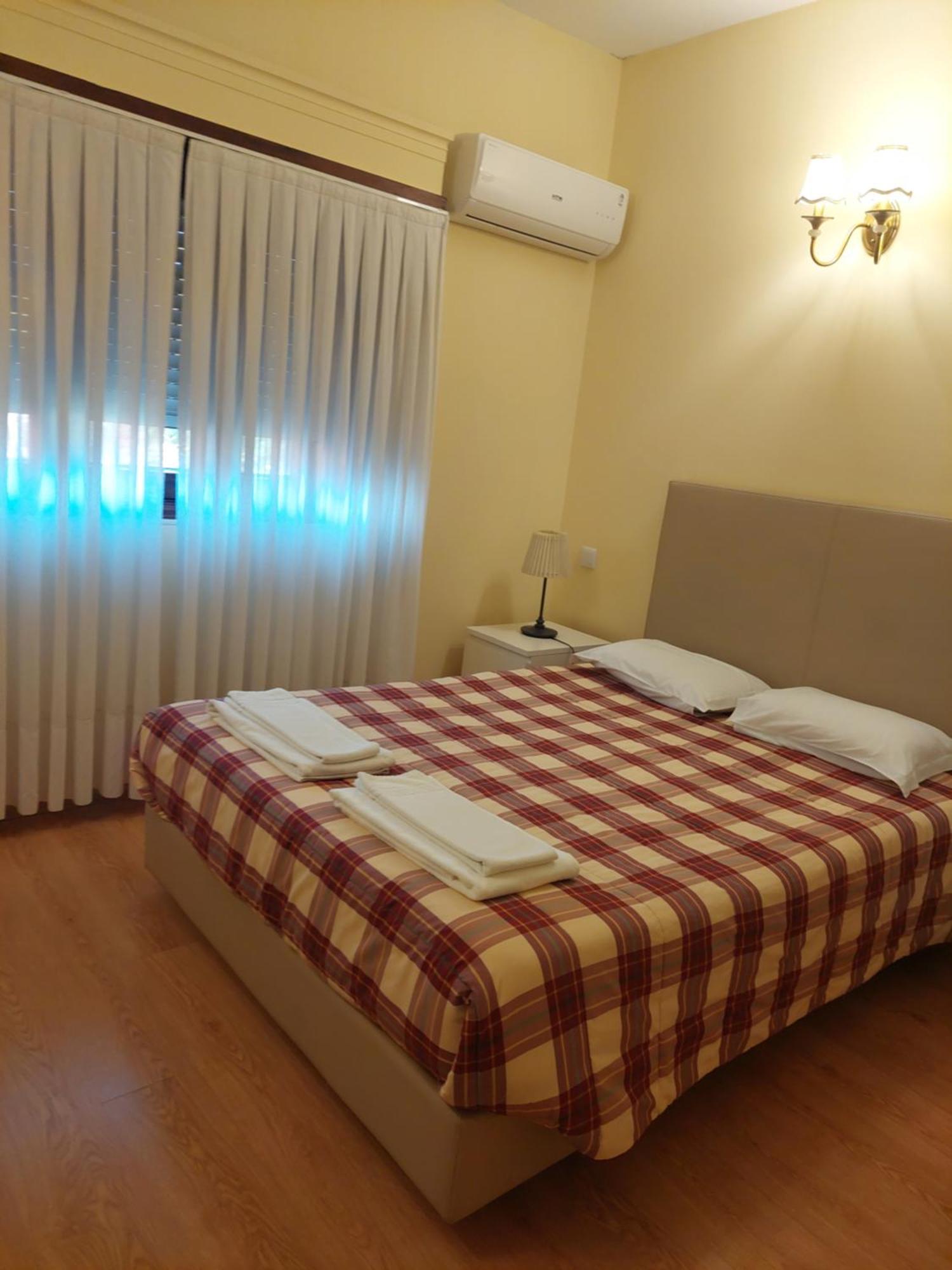 Metro Vilar Suites & Villas Vilar do Pinheiro المظهر الخارجي الصورة