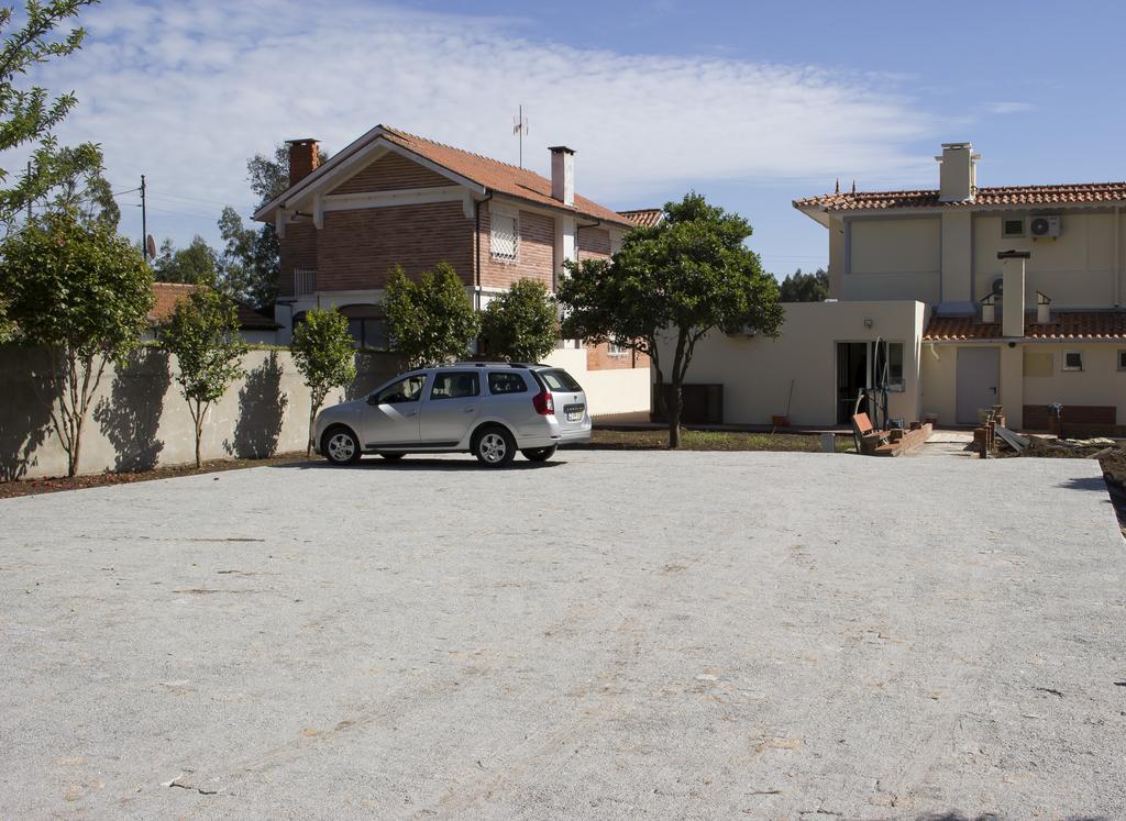 Metro Vilar Suites & Villas Vilar do Pinheiro المظهر الخارجي الصورة